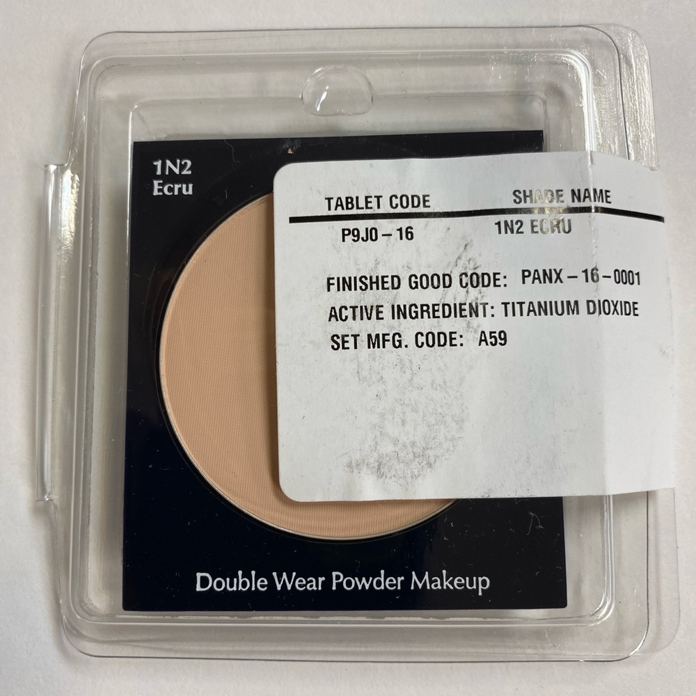 Estée Lauder Double Wear Powder Makeup in 1N2 Ecru New Sealed Tester